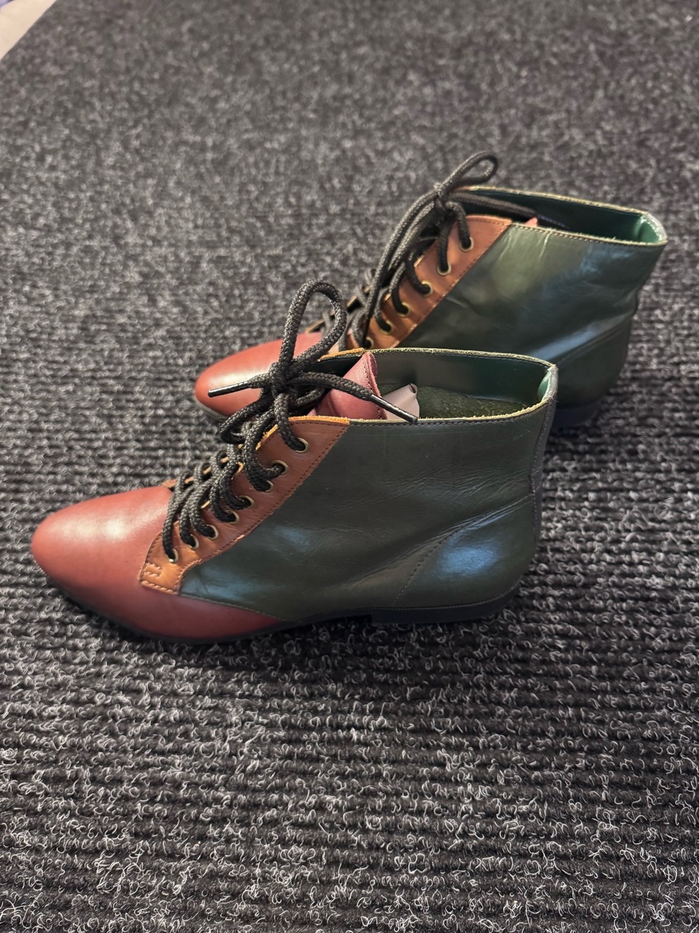 Vintage Westies Color block Lace Up Ankle Boots Size7N Women Prairie Granny Elf